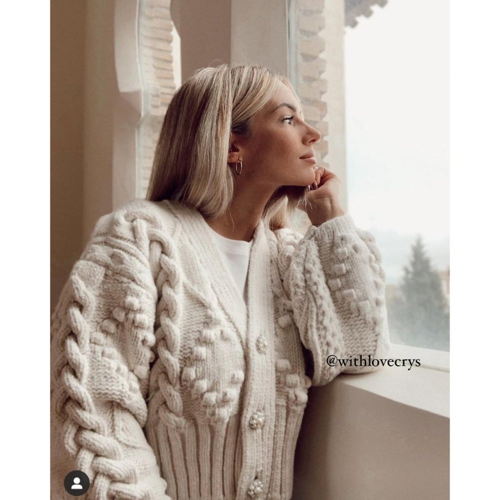 NWT Zara Chunky Knit Jewel Pearl Button Cardigan
